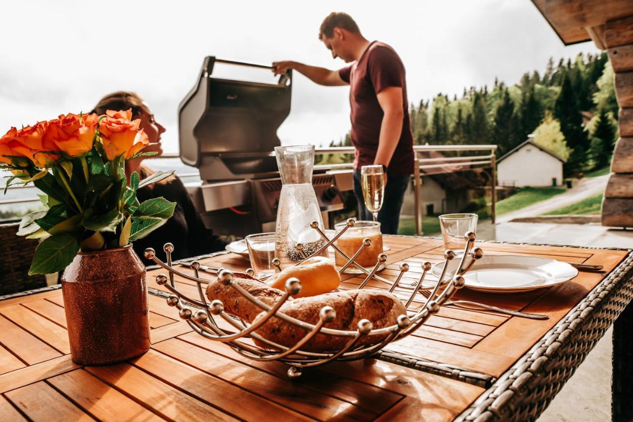 Blockhausen Luxus Chalets Oberschwarzenberg ภายนอก รูปภาพ