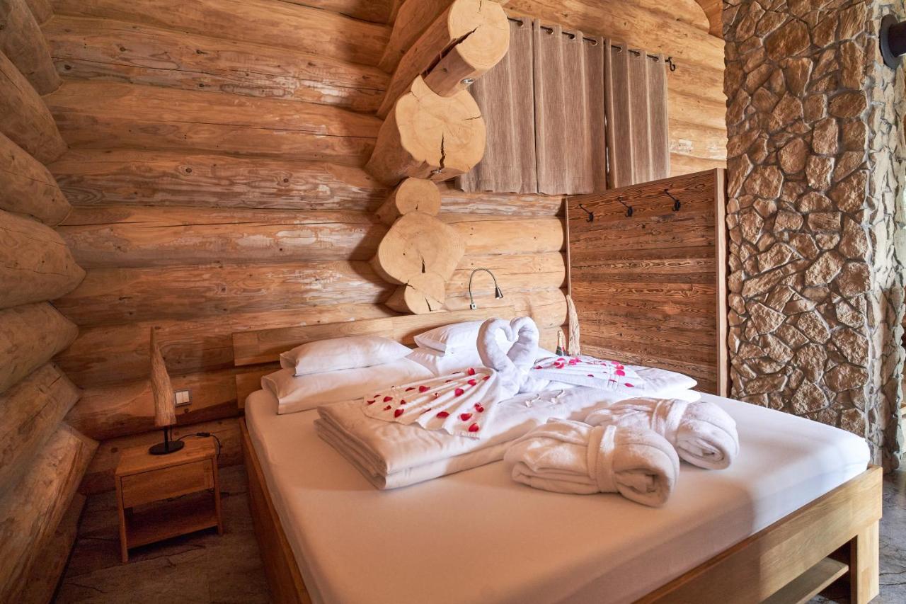 Blockhausen Luxus Chalets Oberschwarzenberg ภายนอก รูปภาพ